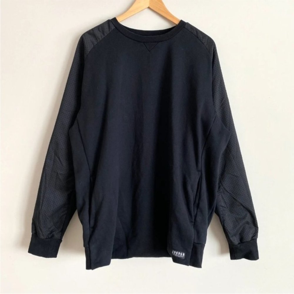 Nike Air Jordan Mens Sweatshirt Black Pockets Perforated details